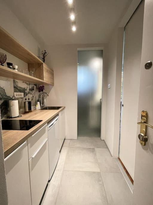 Studio With A View On City Center Park มาริบอร์ ภายนอก รูปภาพ